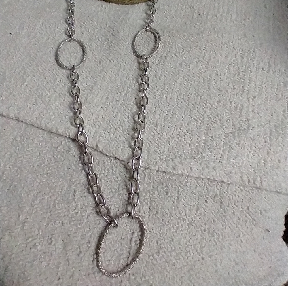 Long silvertone circles chain necklace